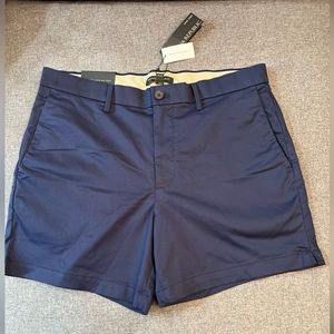 NEW with tags! Banana Republic Core Temp Men’s 5” Shorts - Navy